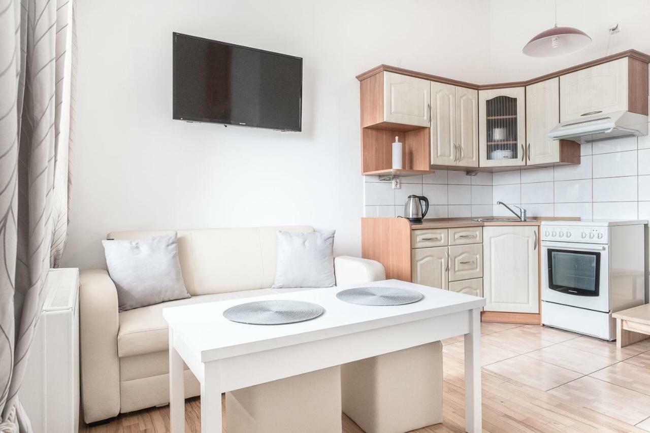 Apartamenty Trzy Wieze Varsavia Esterno foto